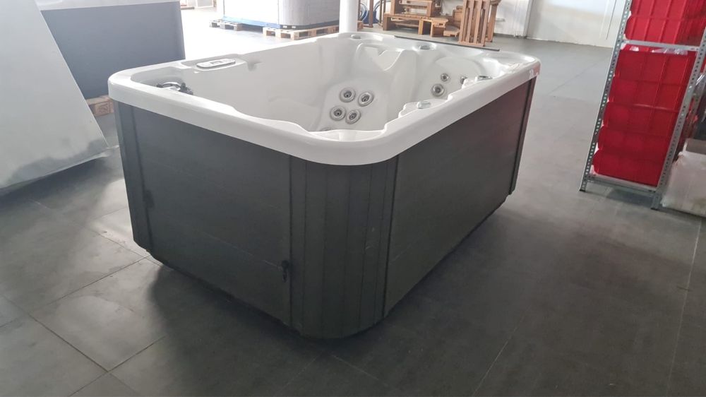 Jacuzzi Wanna Ogrodowa Aqua Via Spa