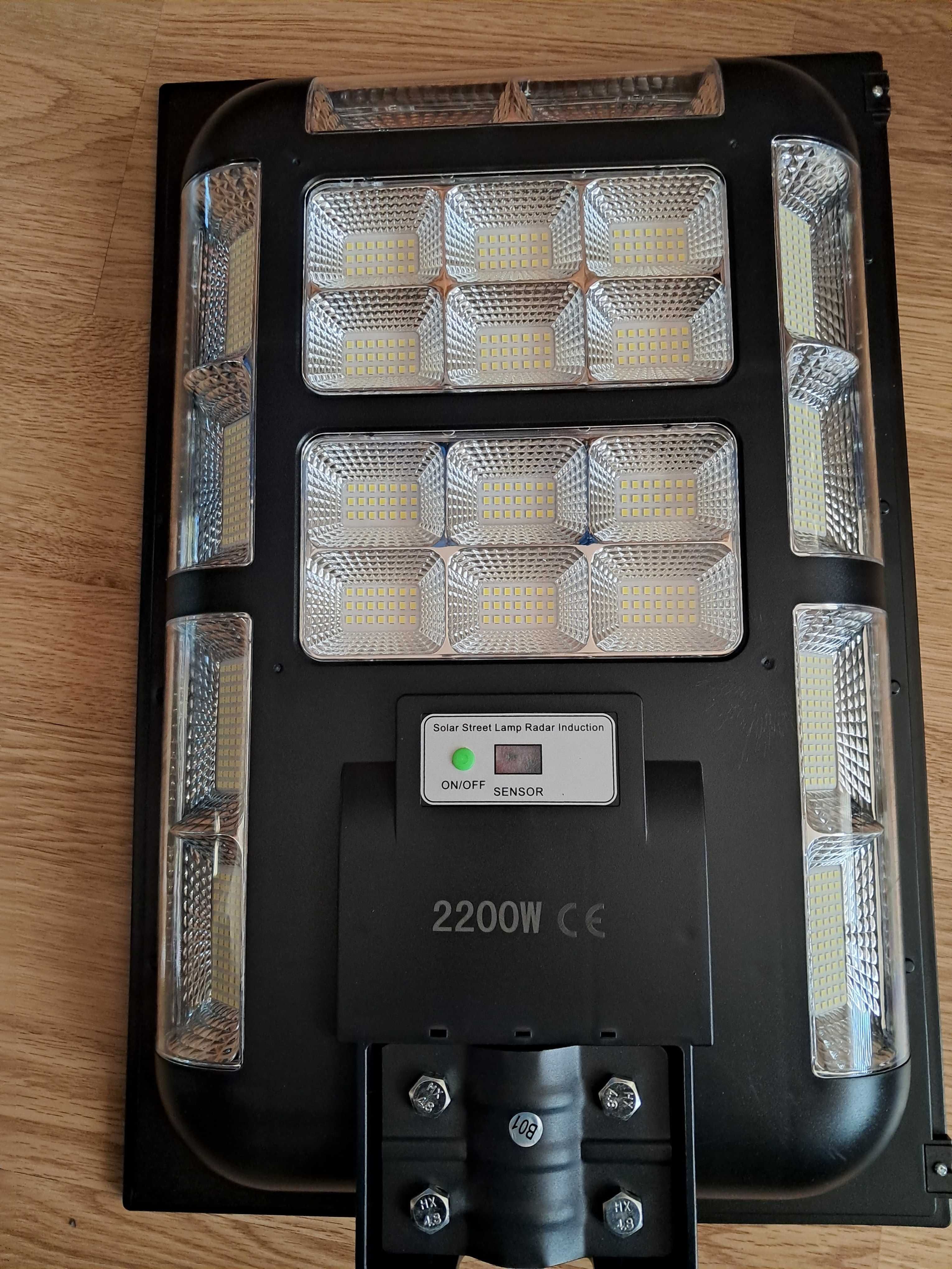 Latarnia uliczna solarna.