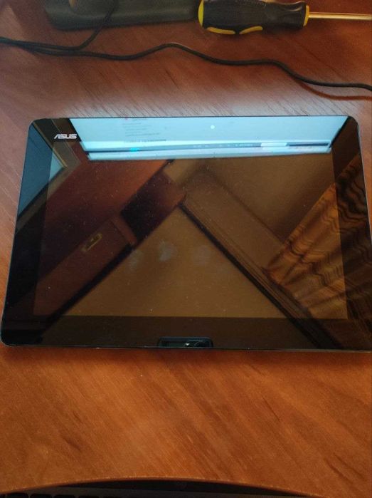 Планшет ASUS K00C