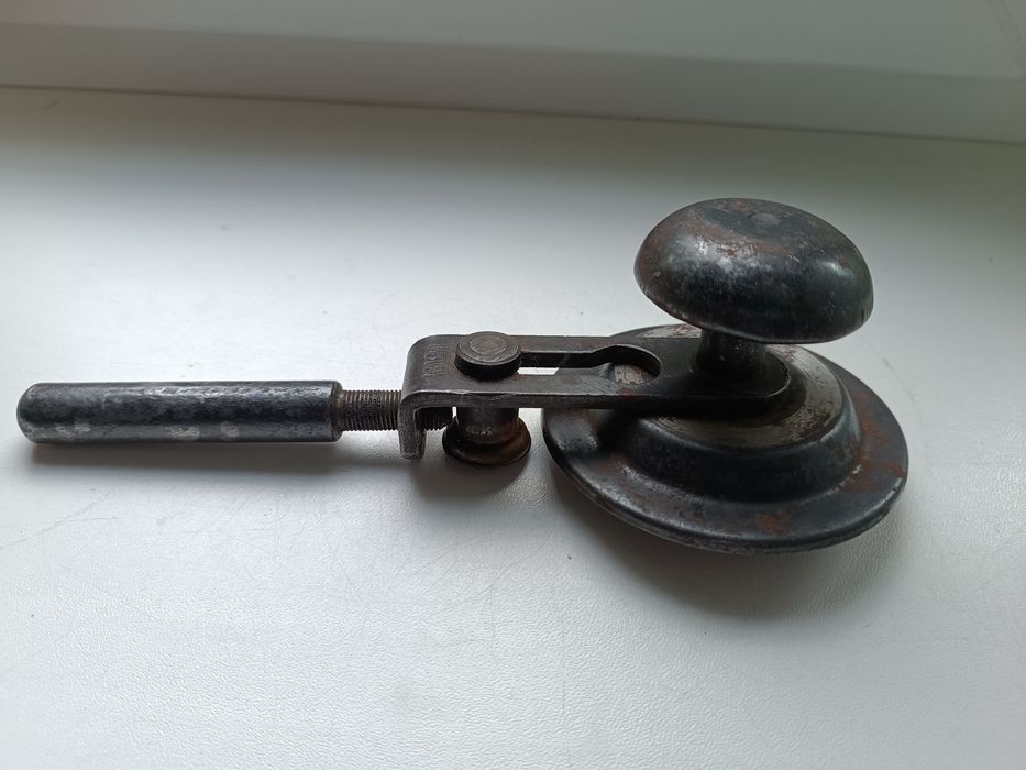 Закаточная машинка ключ винтаж клеймо МЗМИ