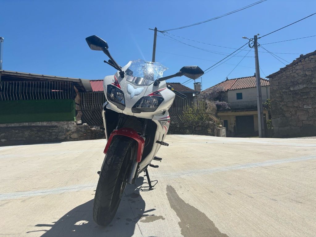 Keeway RKR 125  Desportiva TOP | Económica | Impecável!