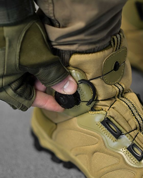 Тактичні черевики на автошнурівці берці берцы
