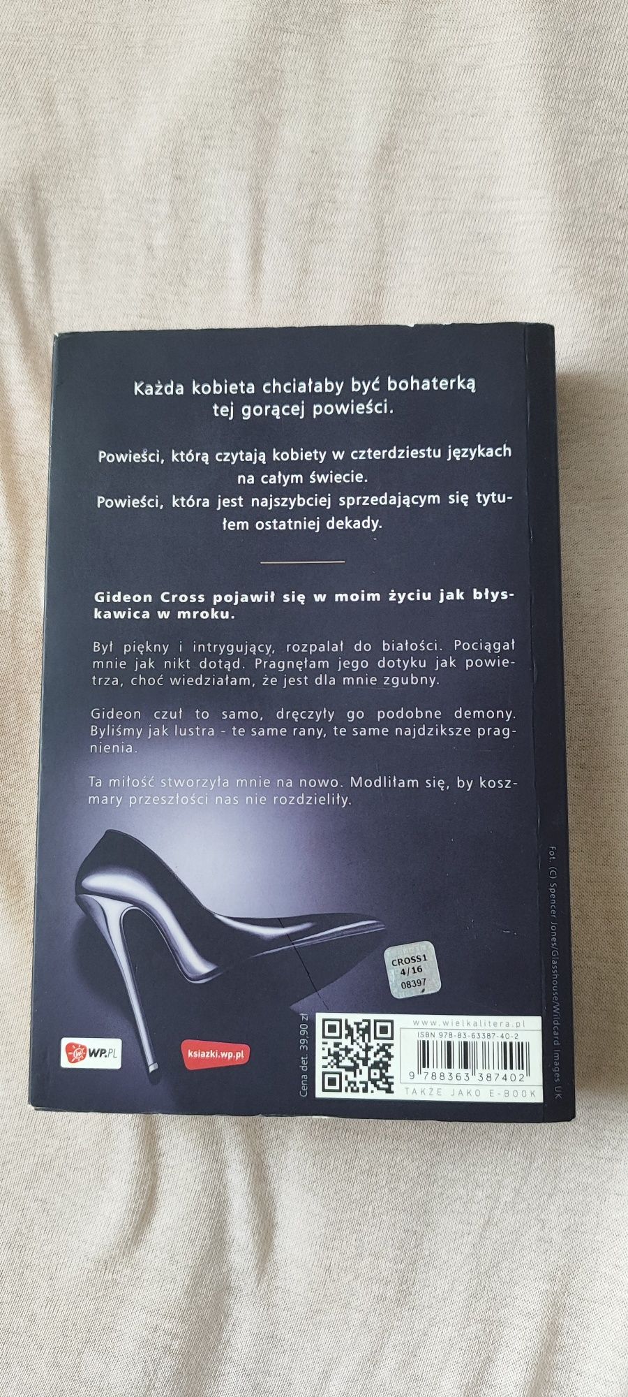 Książka ,, Dotyk Crossa " Sylvia Day