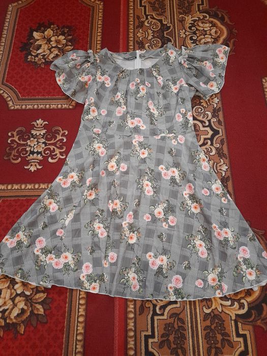 Сарафани жіночі на любий смак