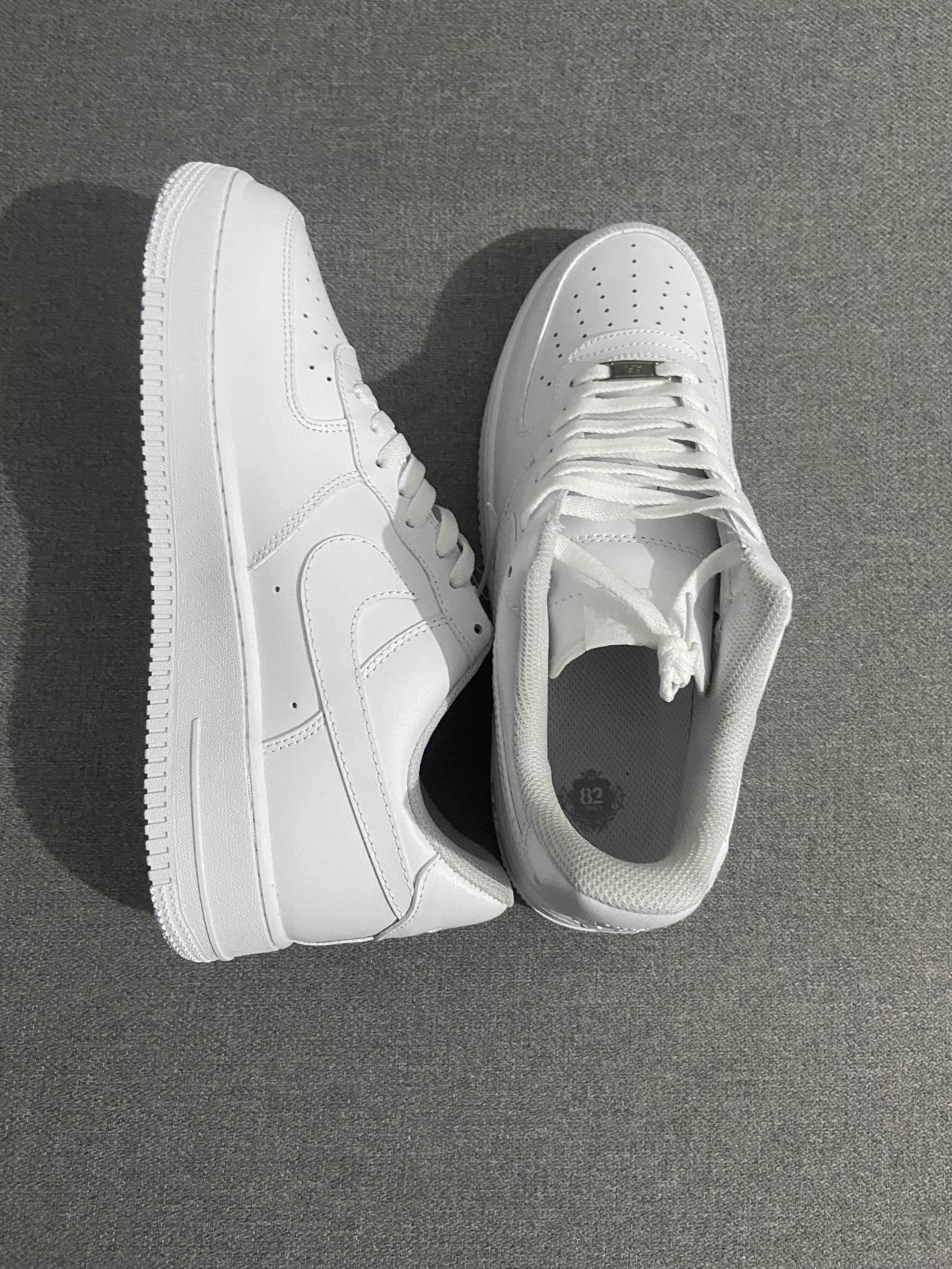 Nike Air Force 1 Novas