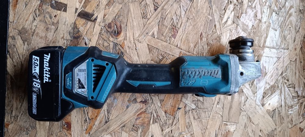 Szlifierka Makita dga513 Aku 5ah regulacja obrotów