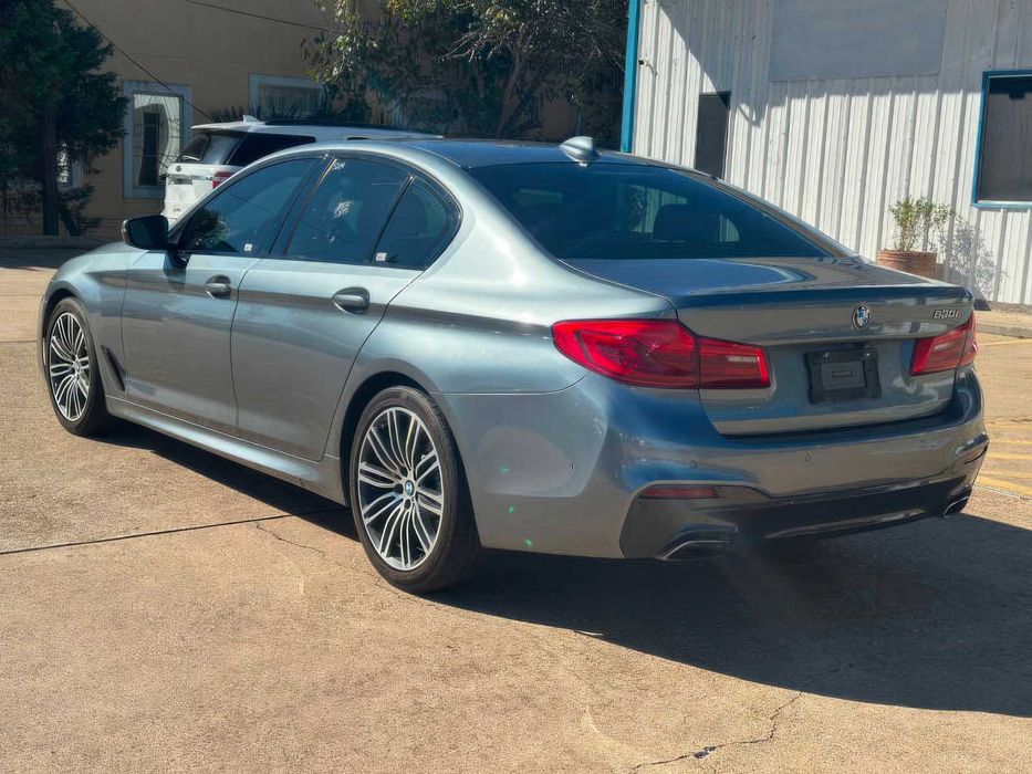 BMW 5 Series 530i      2019