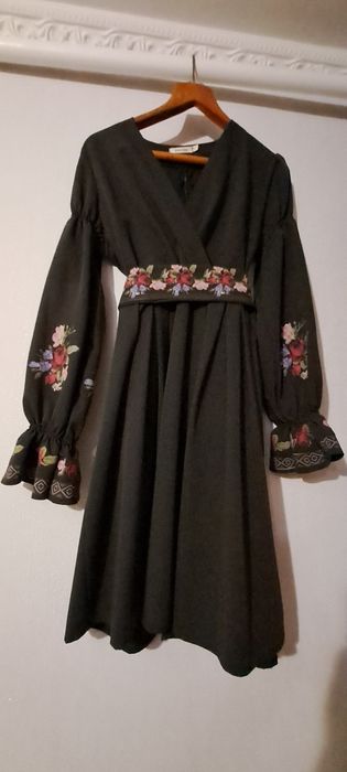 Сукня 50р. Вибита вишивка