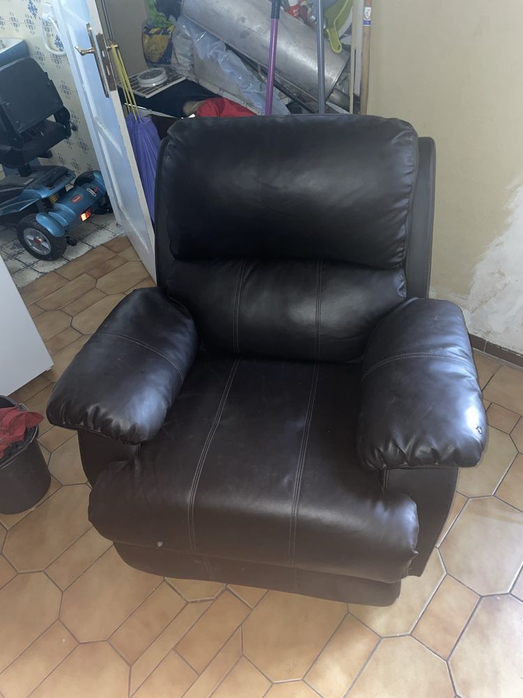 Sofa reclinavel.