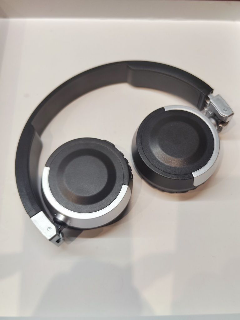 Słuchawki bezprzewodowe bluetooth NOWE