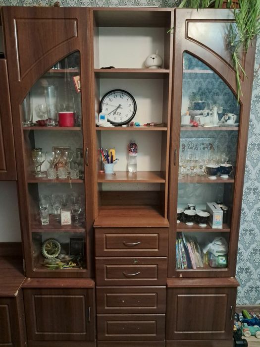 Продам стінку в доброму стані