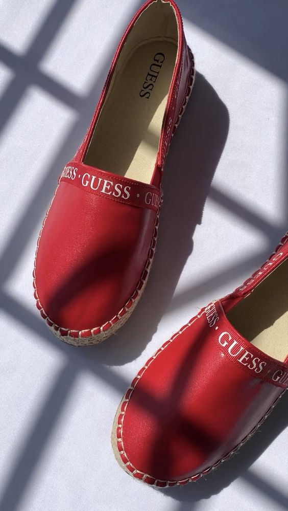 GUESS ОРИГІНАЛ. Нові жіночі босоніжки мокасини балетки 41