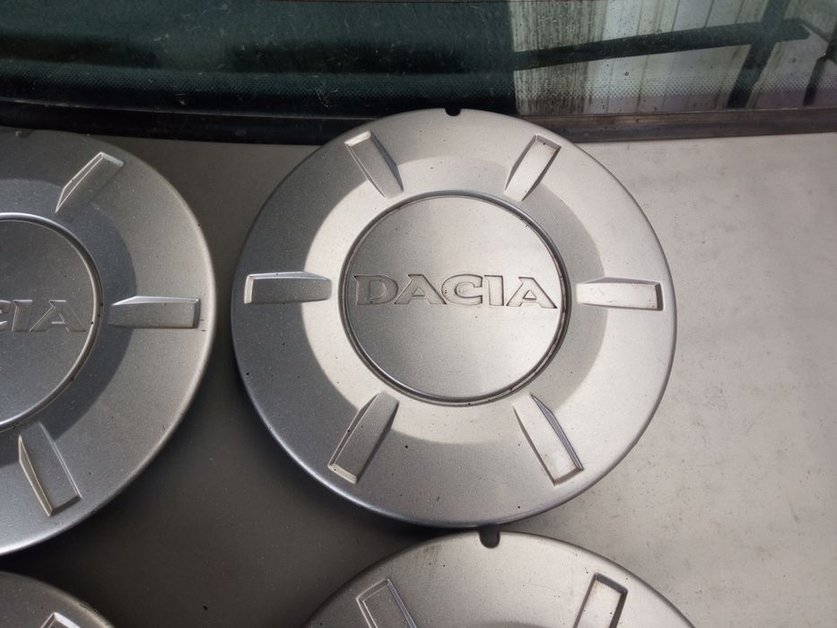 Ковпачки Dacia в Диски R14 металеві оригінал
