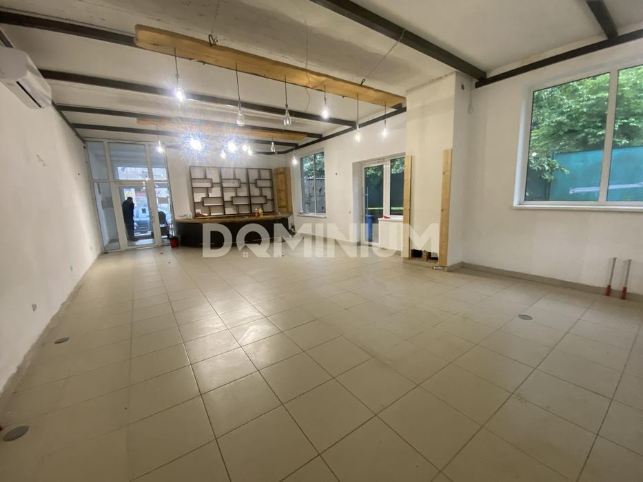 Комерційна пропозиція!! Оренда приміщення в центрі Хуста!