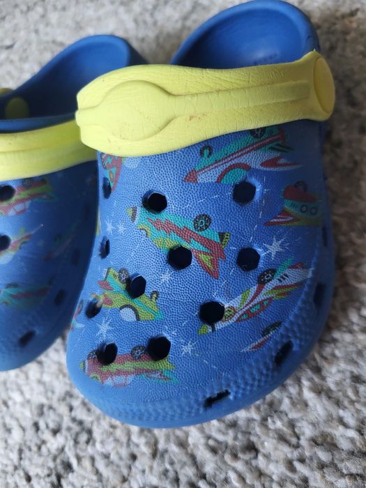 Klapki typu crocs, roz.23