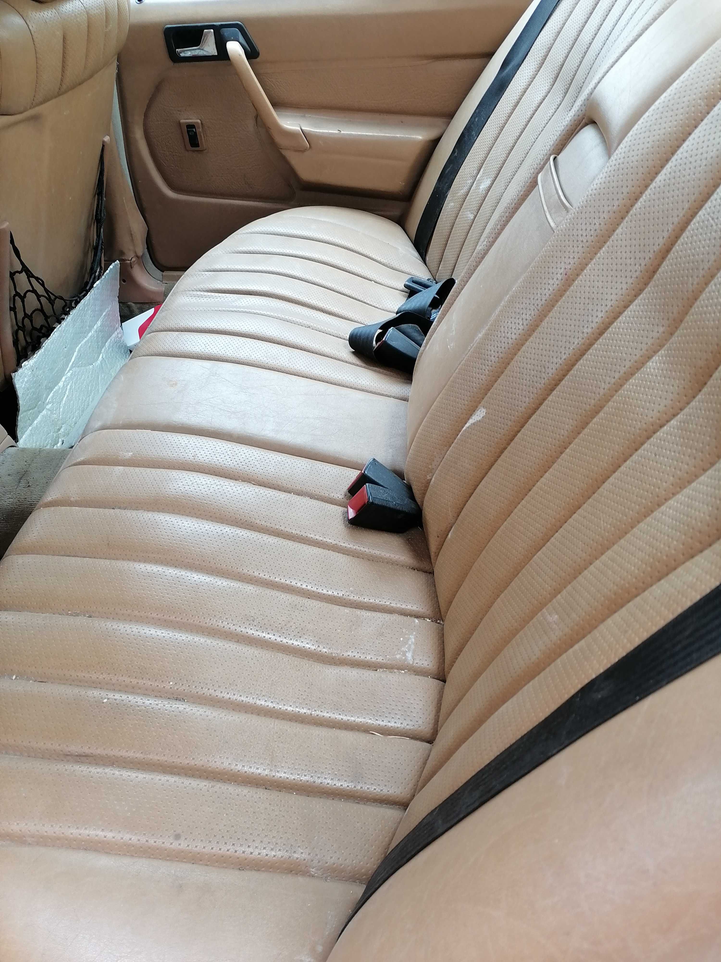 Mercedes 190 D, 2.2