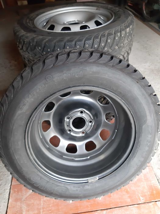 Sava eskimo stud 215/65R16 98T шип, диски 6.5х16 5х114.3 ЕТ50 DIA 66.1