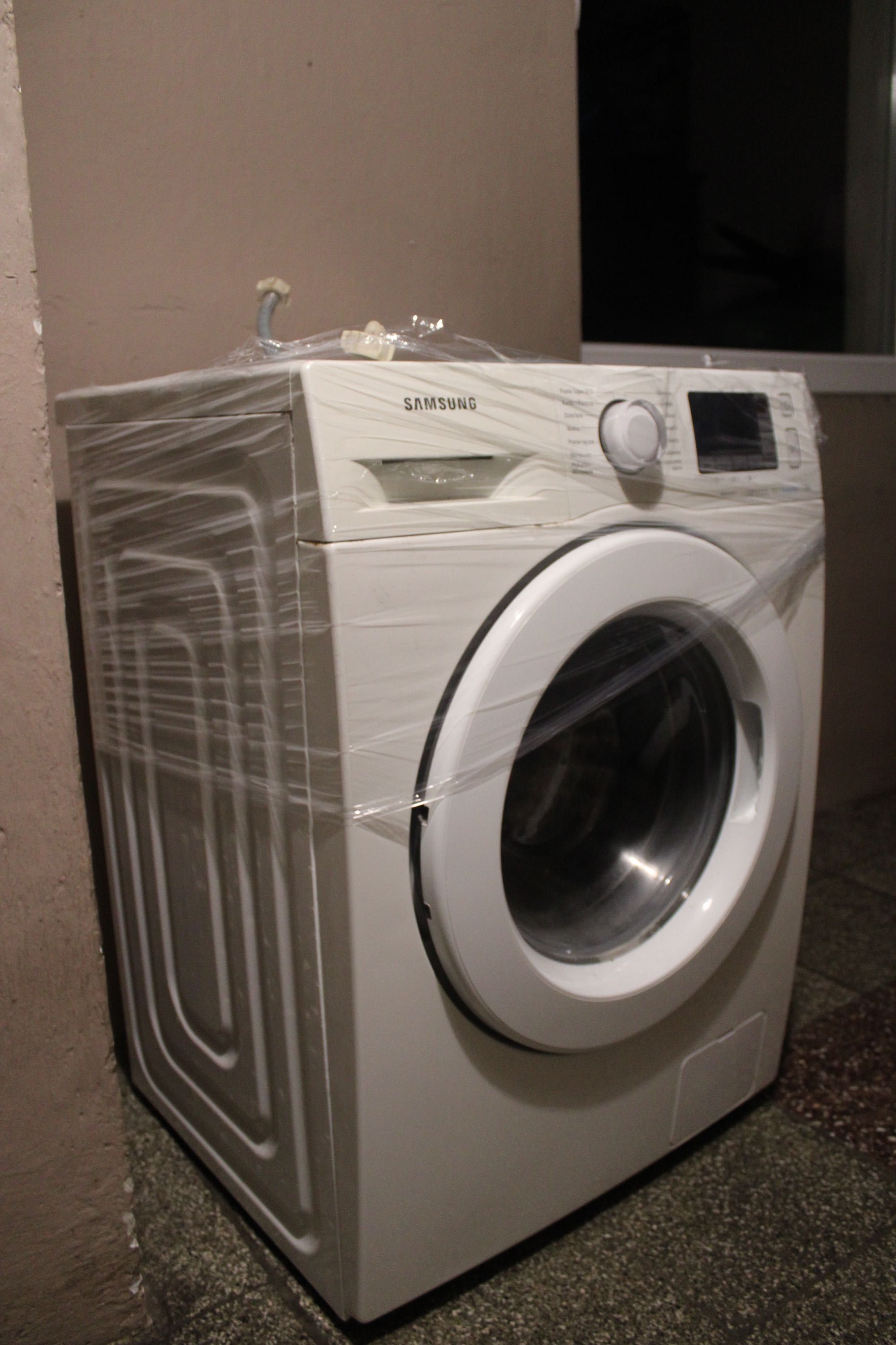 Używana pralka Samsung WF70F5E3W2W Eco Bubble
