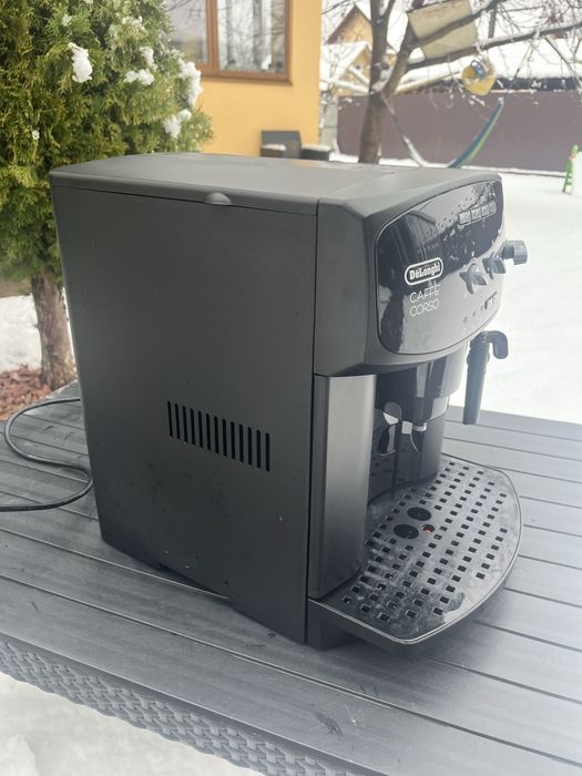 Кавомашина Delonghi Caffe Corso гарантія 2020 рік 7 місяць