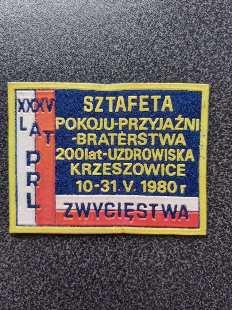 Naszywka 8 szt sztafeta pokoju 1980 uzdrowisko Krzeszowice PRL