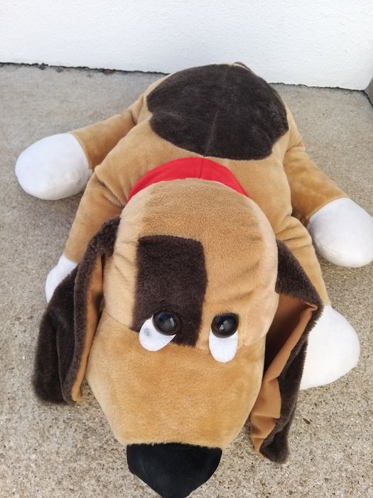 Bonecos de peluche- anão e cão