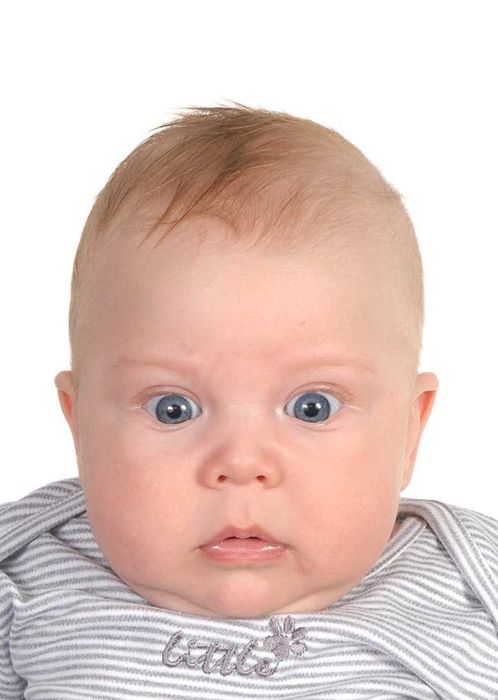 Фото 10х15 на закордонний паспорт дитині