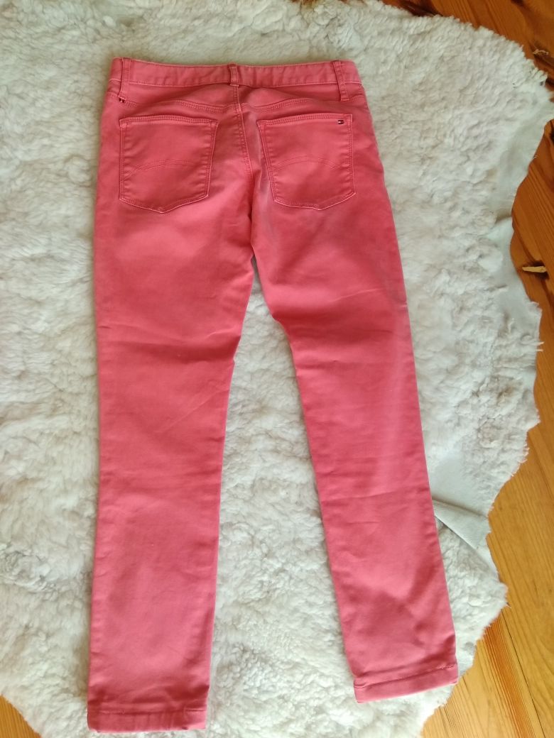 Koralowe spodnie dla kobiety Tommy Hilfiger r.164