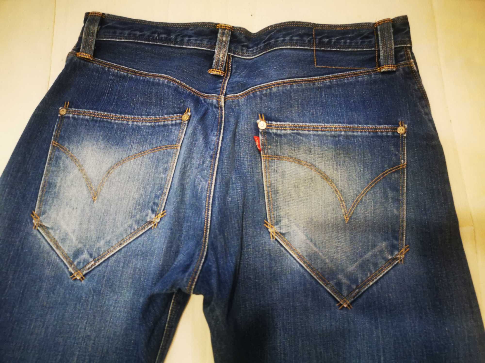 levi's engineered jeans