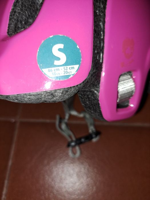 Patins + Capacete (Criança / Menina)