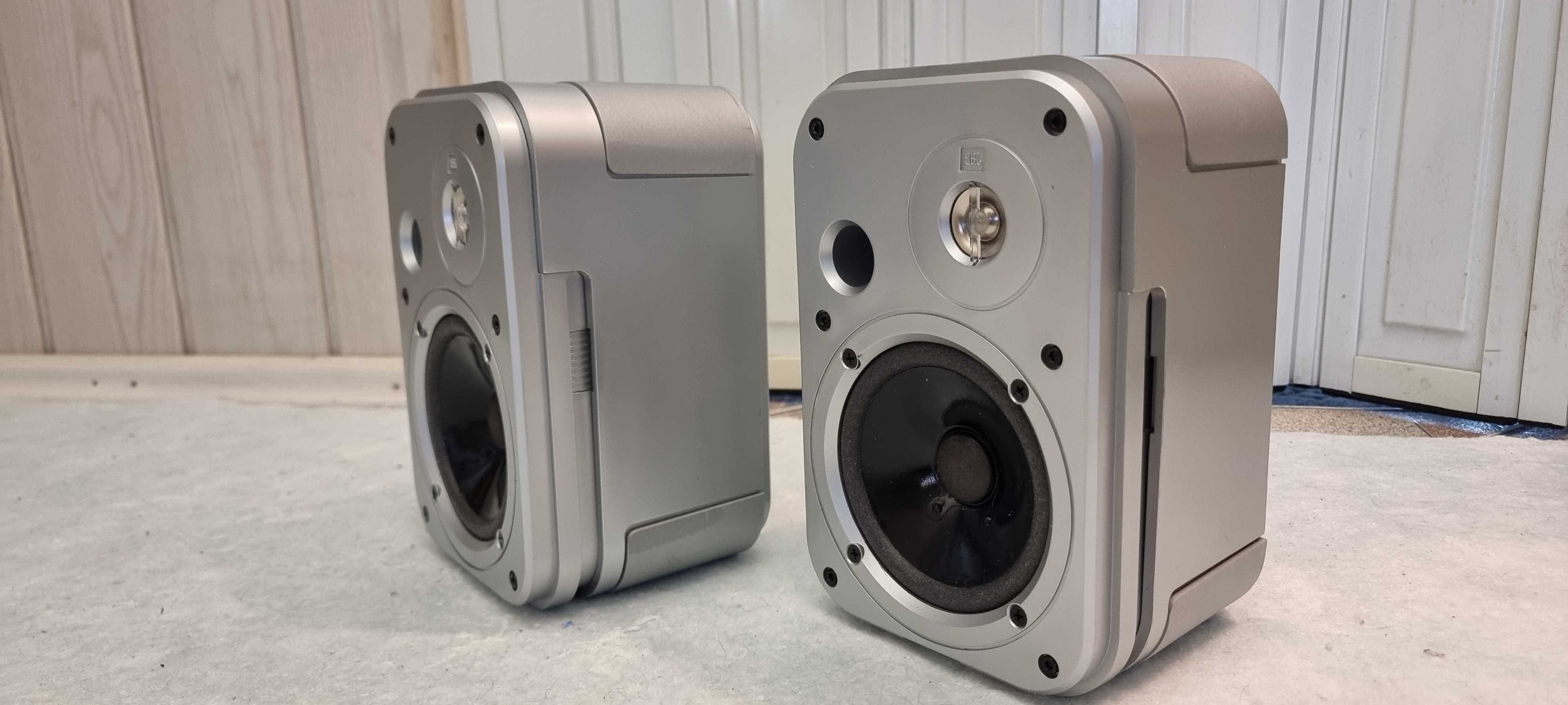 JBL Control One MKII Monitory, nowe zawieszenie