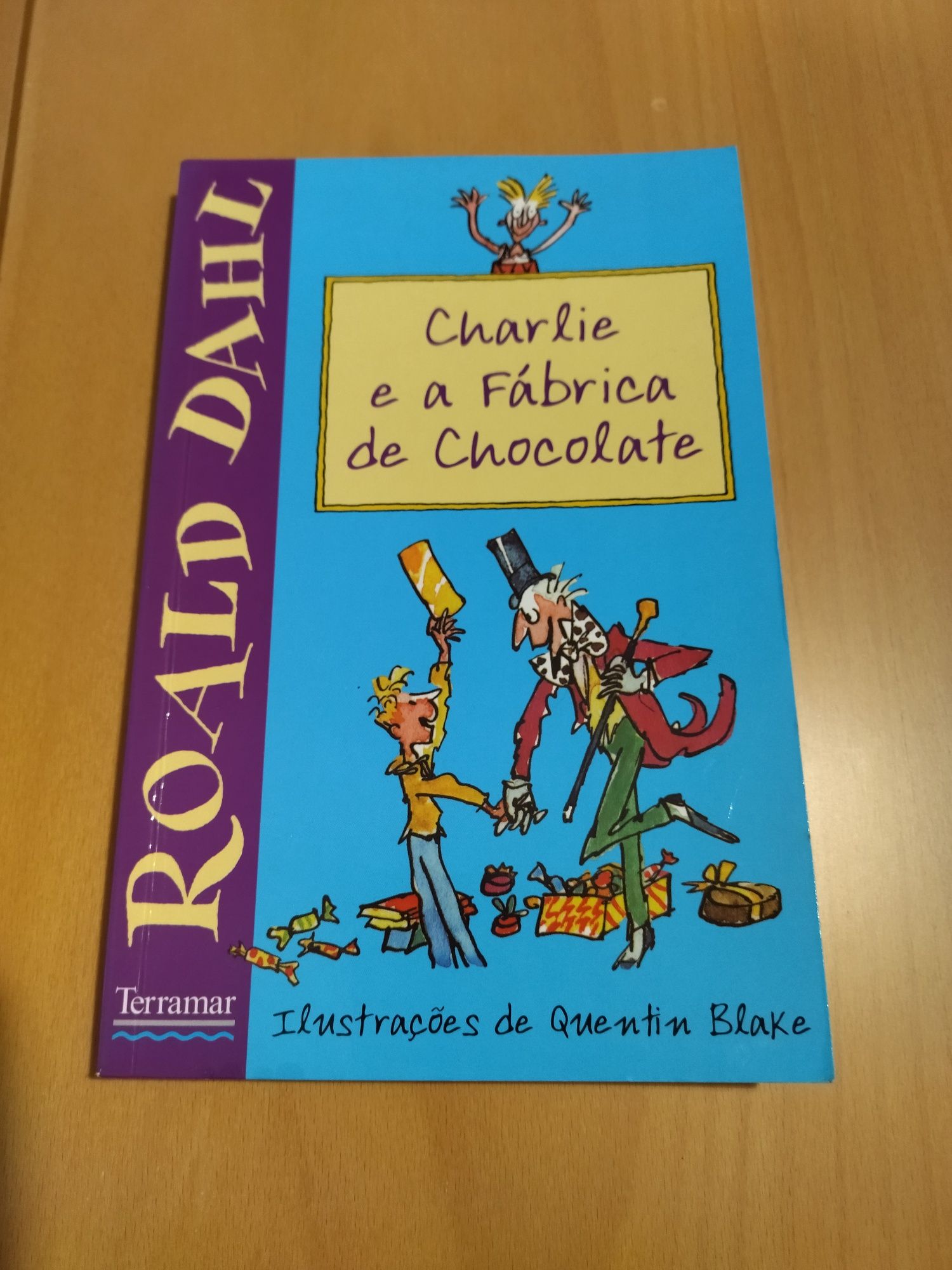 Livro Charlie e a fábrica de chocolate