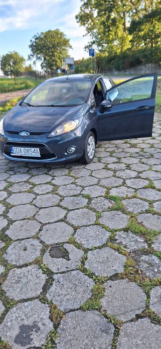 Samochód Ford fiesta mk7