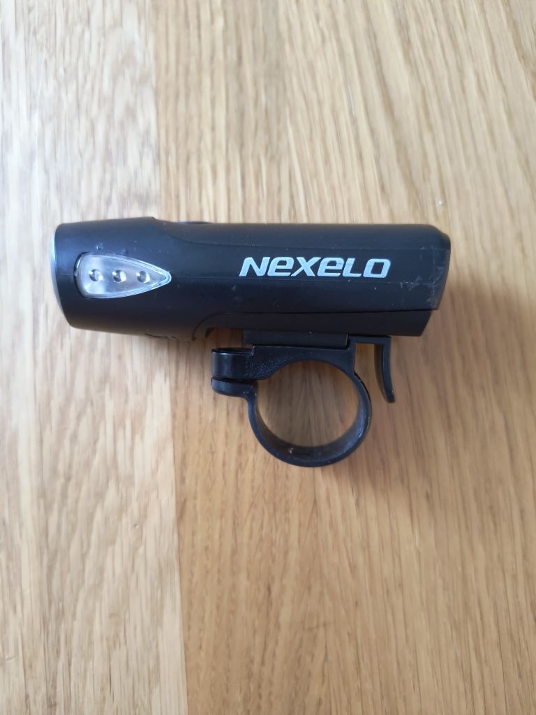 Lampka na rower Nexelo, na baterie