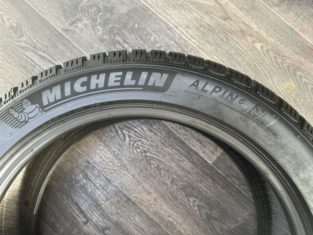 Шини Michelin 225/45/R17