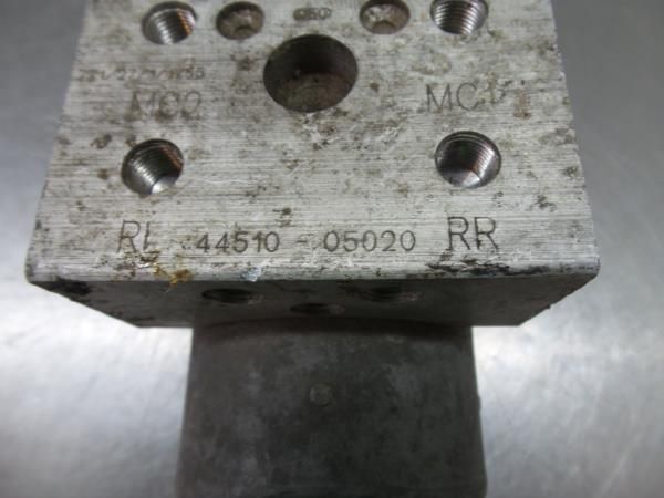 ABS TOYOTA Avensis Liftback (_T22_)