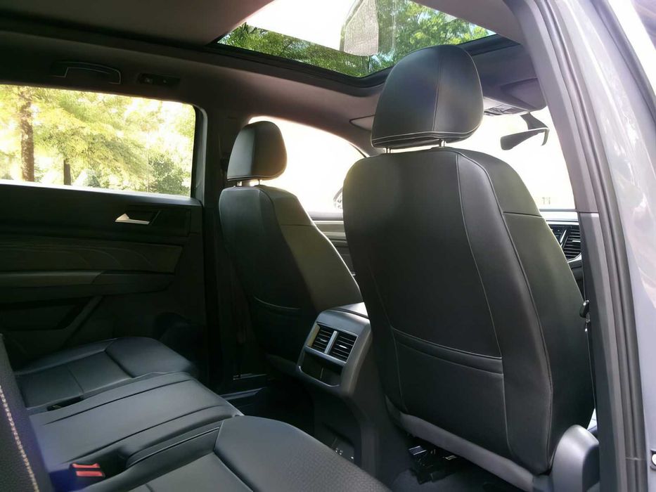 Volkswagen Atlas      2022