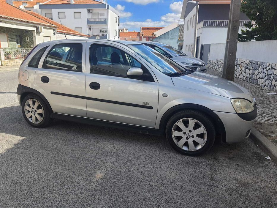 Opel Corsa 1.2 16V Enjoy 2003