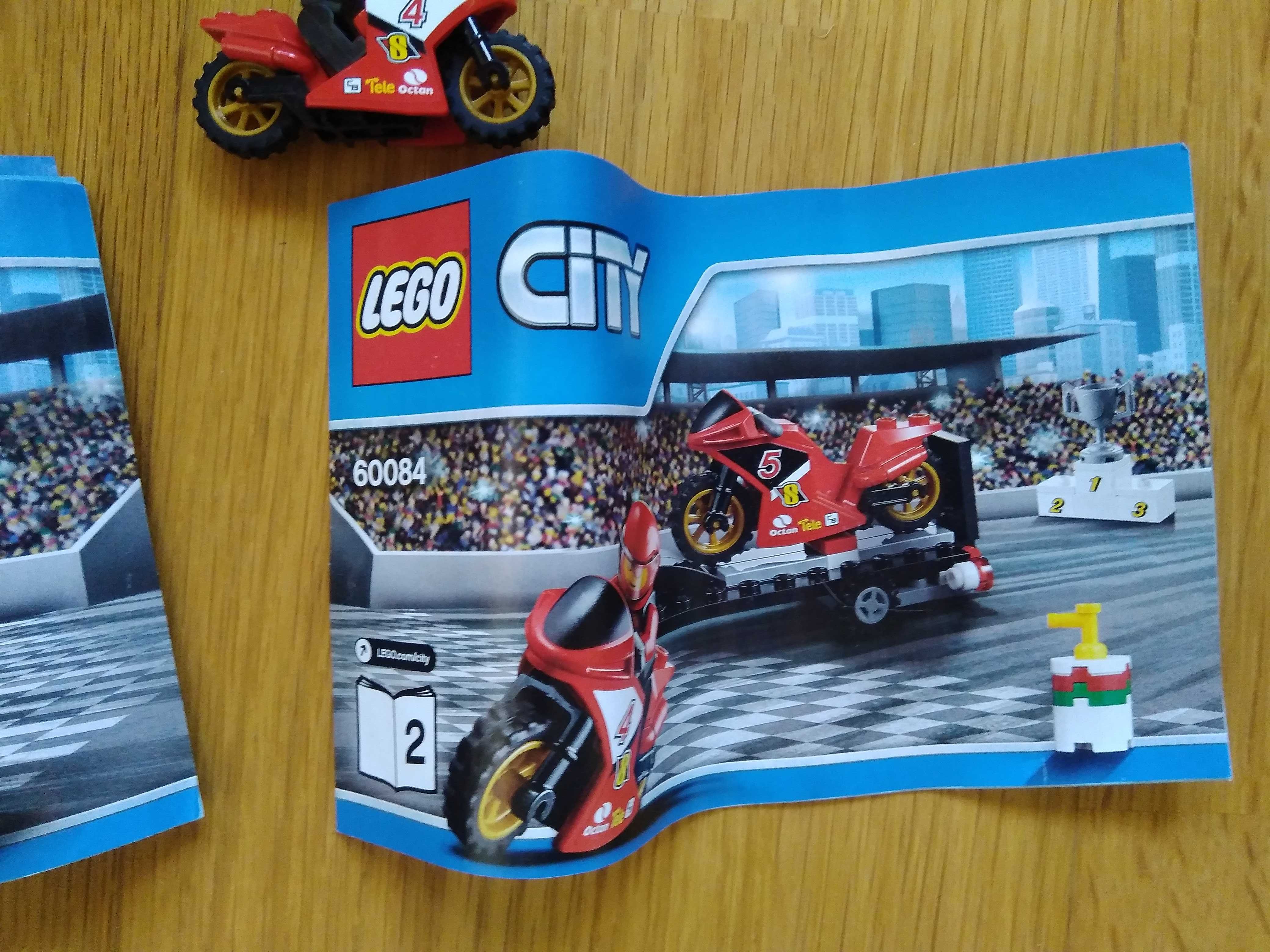 Lego city 60084 com caixa e instruções