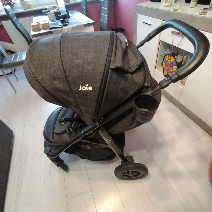 Wózek spacerowy Joie