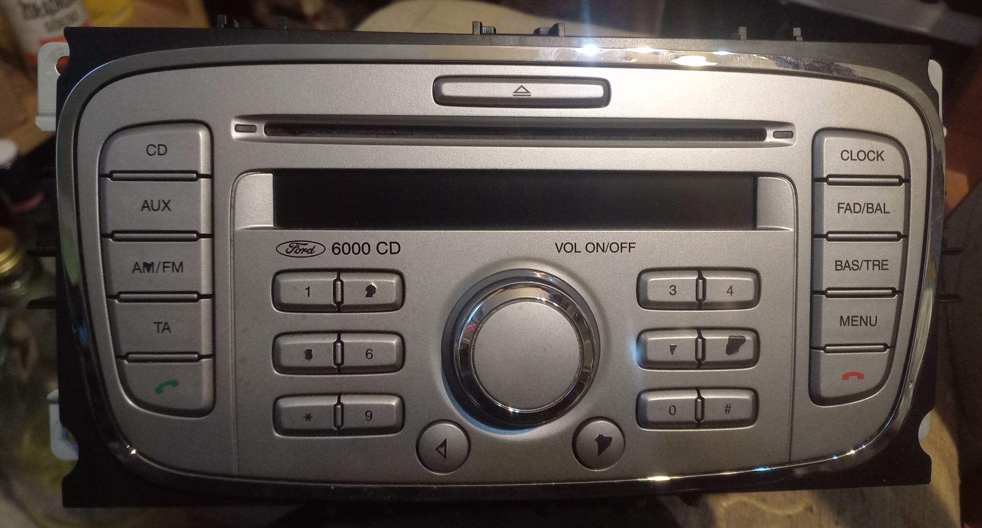 Radio 6000 CD Wraz z kodem
