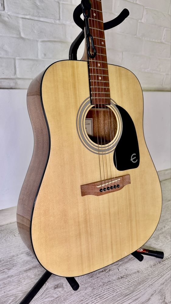 Epiphone DR 100 NA gitara akustyczna + stojak