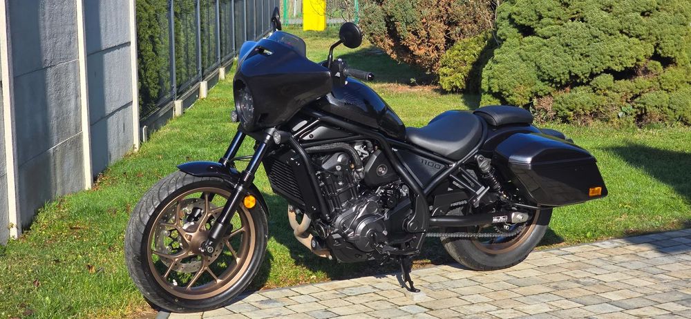 Honda CMX 1100T Rebel, DCT, 933 km, Netto - 33700 zł.