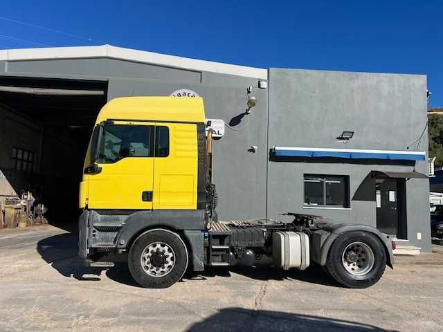 camiao MAN 18-440 tgx