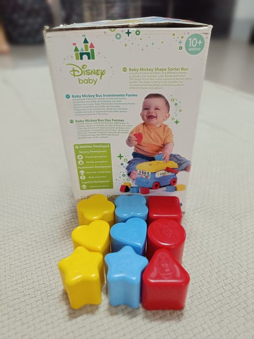 3 Conjuntos de Blocos Infantis de Formas e Cores Diferentes