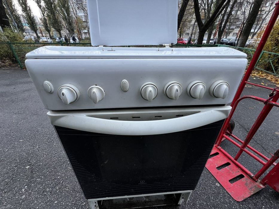 Газовая плита Indesit