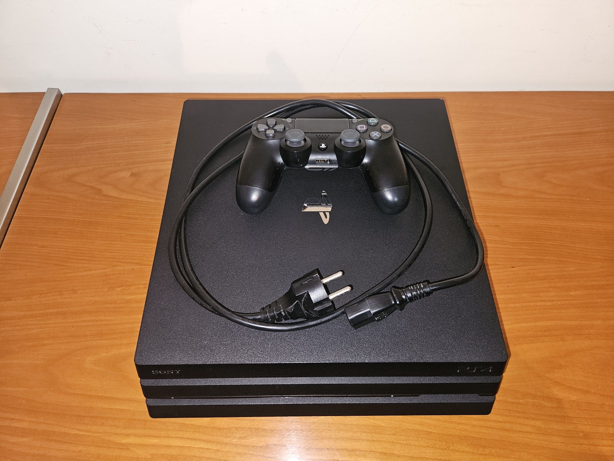 Playstation 4 Pro  1T