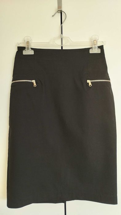 Spódnica czarna elegancka - rozmiar 32