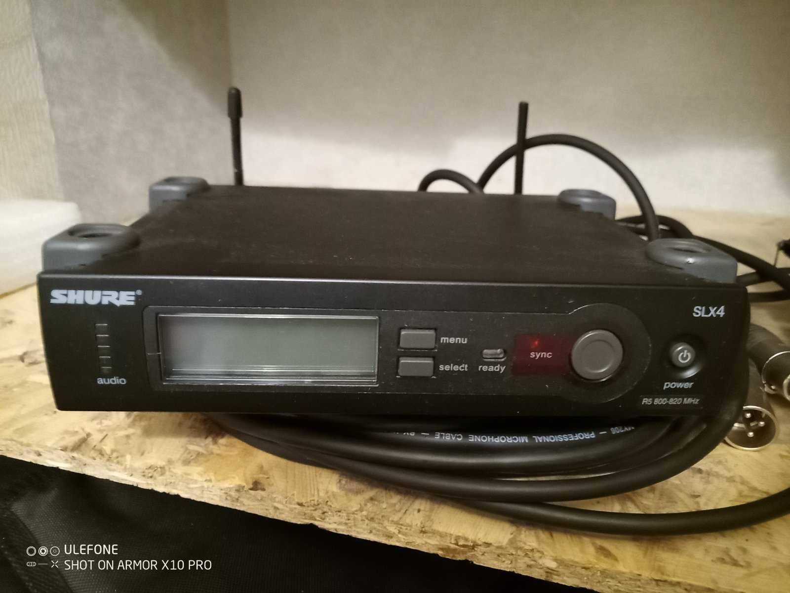Радио микрофон - Shure USA BETA87A с базой(оригинал)
