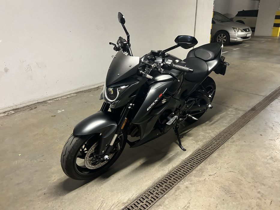 Suzuki GSX-S 1000 quickshifter