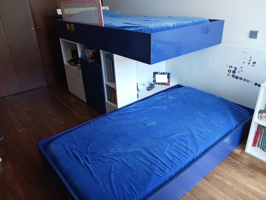 Vende-se cama beliche tipo studio com desenho muito original e prático